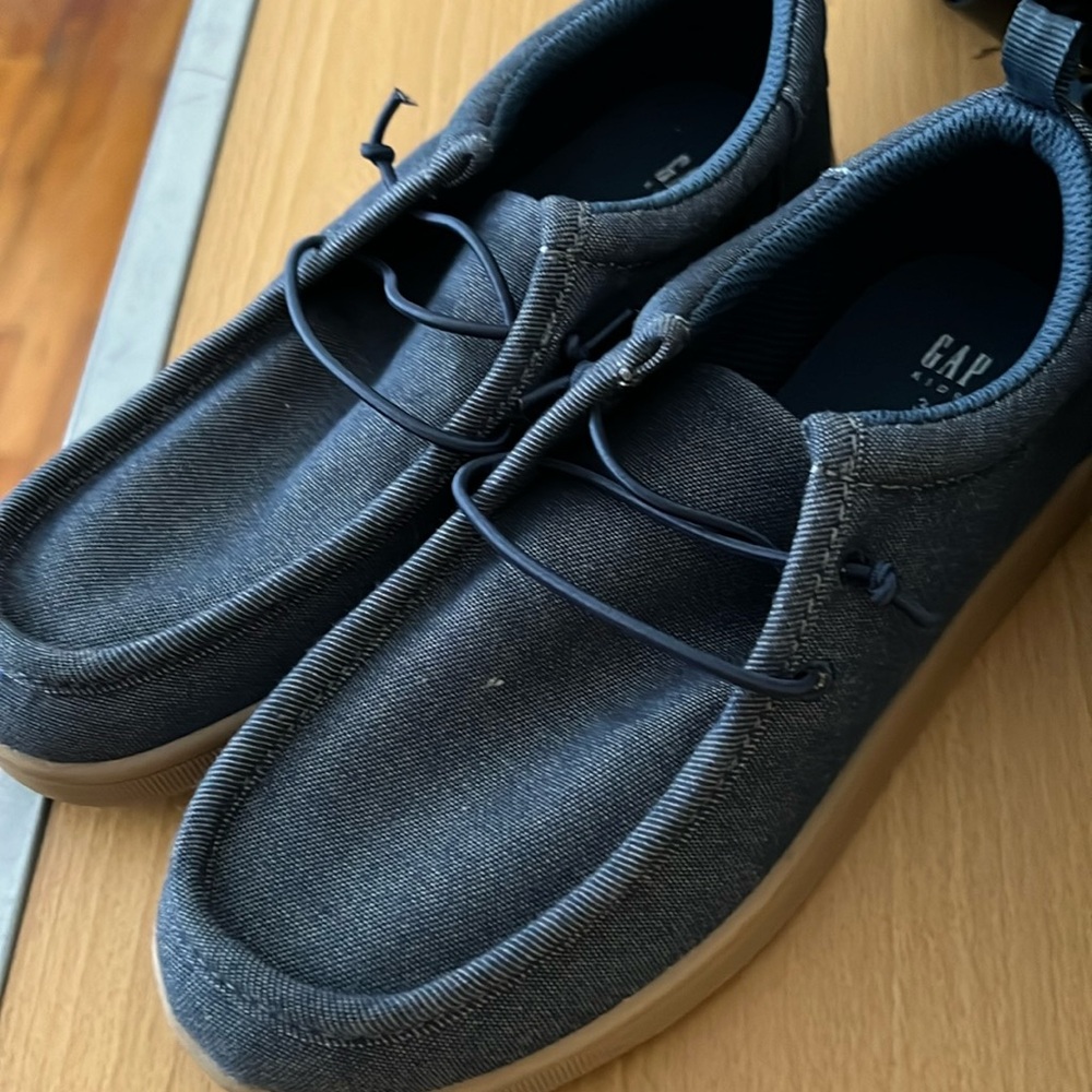 Gap boys chambray shoes 3